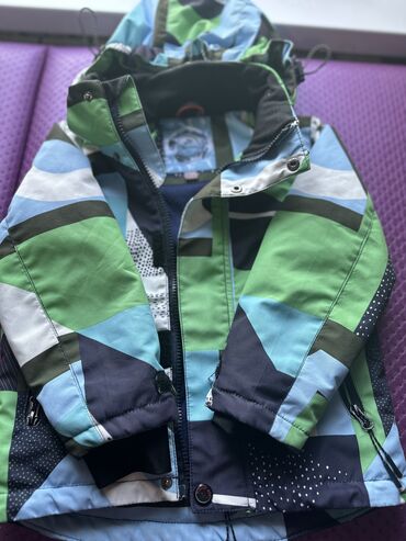 мужские куртки деми: Куртка цвет - Зеленый