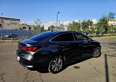 aion a60: Changan Eado Plus: 2025 г., 1.4 л, Робот, Бензин, Седан — 5
