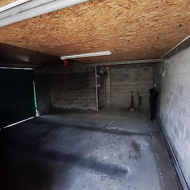 Продажа коттеджей и домов: 🔥 ҮЙ + ДАЯР БИЗНЕС САТЫЛАТ! 📍 Нарын, центр (Торобаев 14) 🏠 4 бөлмө — 16