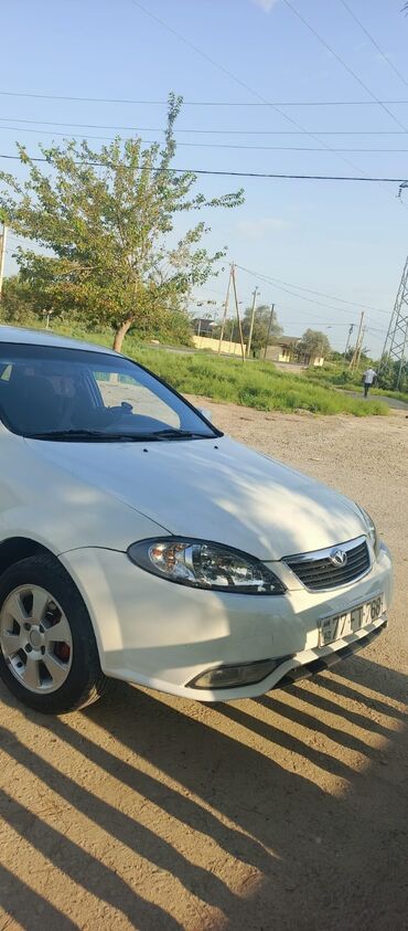 Changan: Changan Alsvin: 1.5 l | 2014 il Sedan — 3