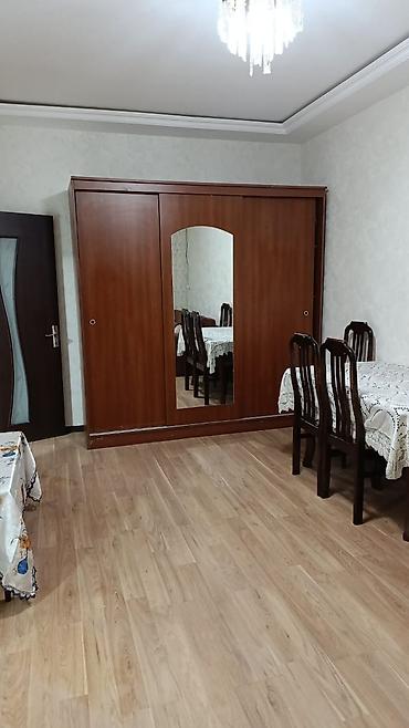 Tələbə oğlanlara EV ! Əcəmi metrosuna 6 -7 deq mesafede 61,65,18