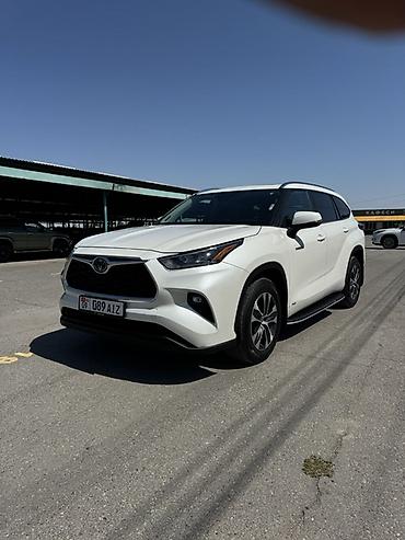 Унаа сатуу: Toyota Highlander: 2020 г., 2.5 л, Автомат, Гибрид, Кроссовер — 1