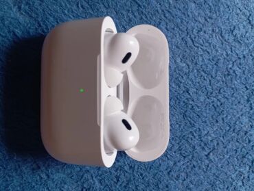 накладные наушники для рока: Вакуумные, Apple, Новый, Беспроводные (Bluetooth), Классические