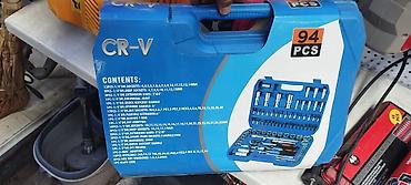 Набор инструментов CR‑V, 94 предмета, в пластиковом чемодане. Состав
