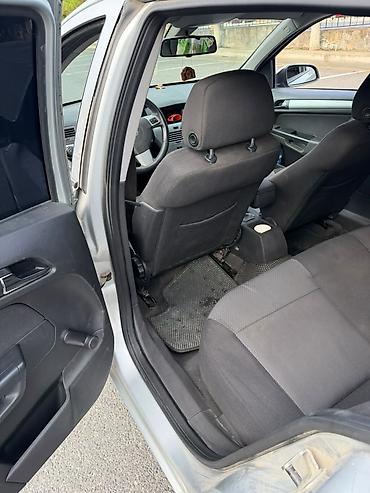 фольксваген пассат 1: Opel Astra: 1.4 л | 2009 г. 255000 км Хэтчбэк — 10