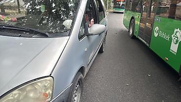 Mini: Mini : 2002 г., 1.9 л, Механика, Дизель, Минивэн — 7