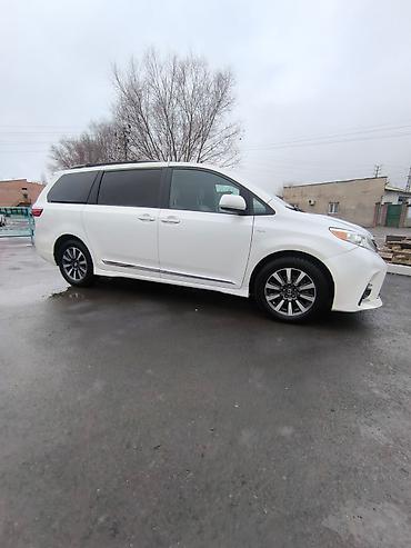 Toyota: Toyota Sienna: 2018 г., 3.5 л, Автомат, Бензин, Минивэн — 2