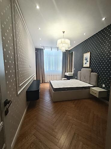 Mənzillərin satışı: 3 otaqlı, Yeni tikili, m. 8 Noyabr, 89 kv. m — 3