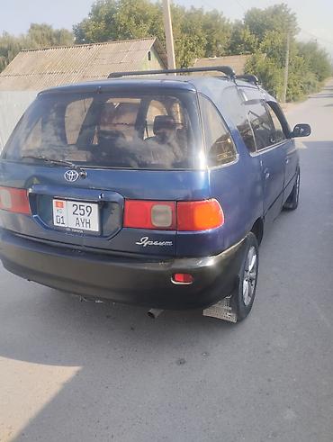 баранки: Toyota Ipsum: 1996 г., 2 л, Автомат, Бензин, Минивэн — 7