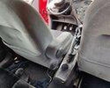 trstenik elektronika: FORD FOCUS 2005. GOD. - KOMPLETAN AUTO U DELOVIMA | SMEDEREVSKA — 8