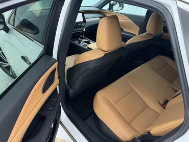 Lexus: Lexus RX: 2023 г., 2.5 л, Вариатор, Гибрид, Кроссовер — 13