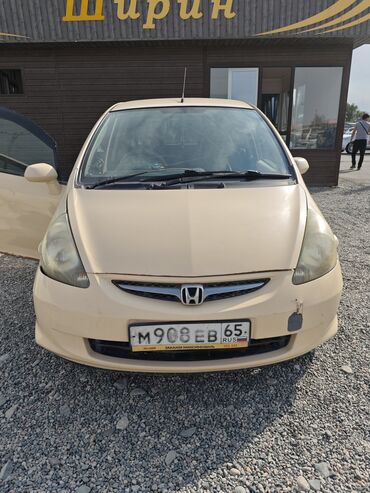 обмен на авто с доплатой: Honda Fit: 2004 г., 1.3 л, Вариатор, Бензин, Хэтчбэк