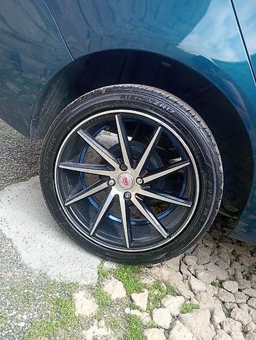 disk teker 4 bolt: Avtomobil üçün 4 ədəd yüngül lehimli disk və şin komplekti. vossen — 2