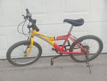 puma kopacke za decu: Biciklo za decu očuvano kao novo sve na njemu ispravano biciklo je