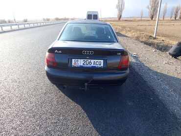 Audi: Audi A4: 1995 г., 1.8 л, Механика, Бензин, Седан — 4