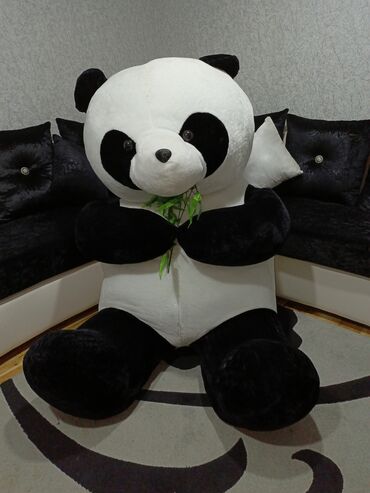 oyuncaq uşaq: Panda satilir. yenidir. 500 AZN alinib . tecili Satilir