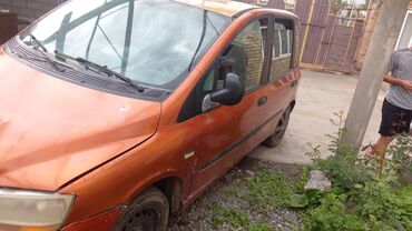 большие машины: Fiat Multipla: 2004 г., 1.6 л, Механика, Бензин, Универсал