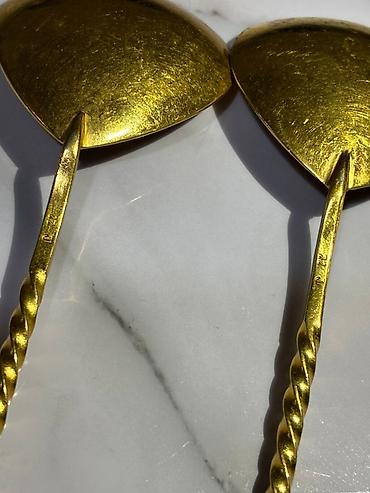 Ложки: Пара декоративных ложек, позолоченные.Продаем. - Материал: металл с — 3