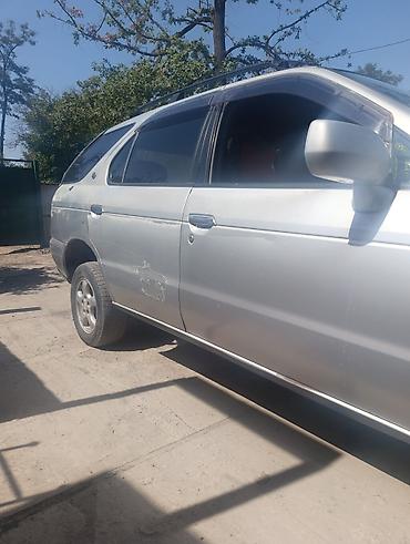 вип номер машина: Nissan R Nessa: 1997 г., 2.4 л, Автомат, Бензин, Минивэн — 10