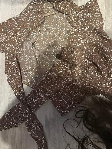 sortlar: Qadınlar üçün nöqtəli krujeva üst – sarınma (wrap) model İki rengi var — 3