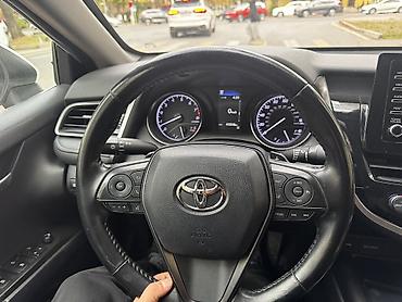 автомаи: Toyota Camry: 2021 г., Автомат, Бензин, Седан — 4