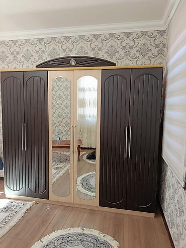 Mebel: İşlənmiş, 6 qapı, Qəhvəyi, Açılan, Düz dolab — 2