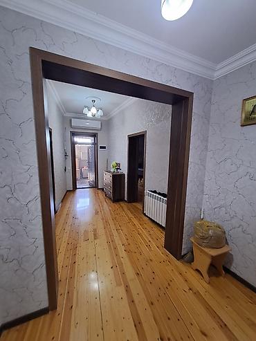 Xetai rayonu, Nzs qesebesinde, Xəzər Tv nin arxasinda yerlesen, Ag