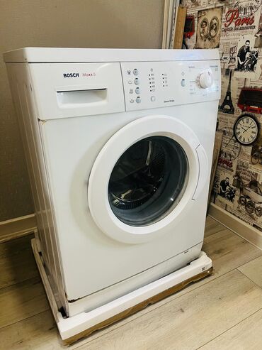 бытовая техника стиральная машина: Стиральная машина Bosch, Б/у, Автомат, До 5 кг