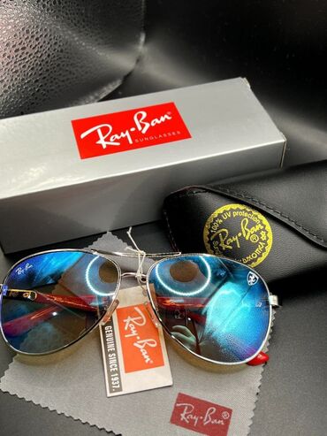 черные очки: Продаются новые очки от бренда RayBan коробка кожаный футляр