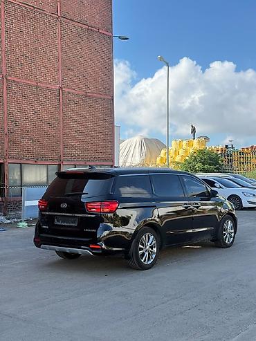 лимузин продаю: Kia Carnival: 2019 г., 2.2 л, Автомат, Дизель, Минивэн — 4
