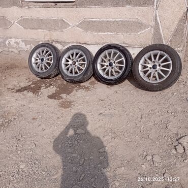 трейлер дом на колесах: Дөңгөлөктөр монтажда R 15, Жай, Колдонулган, Комплект, Куйма, тешиктери - 4