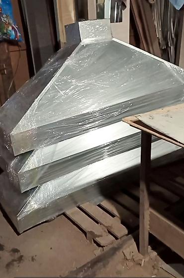 Sənaye tipli havalandırma başlıqları (qablaşdırılmış halda bir neçə