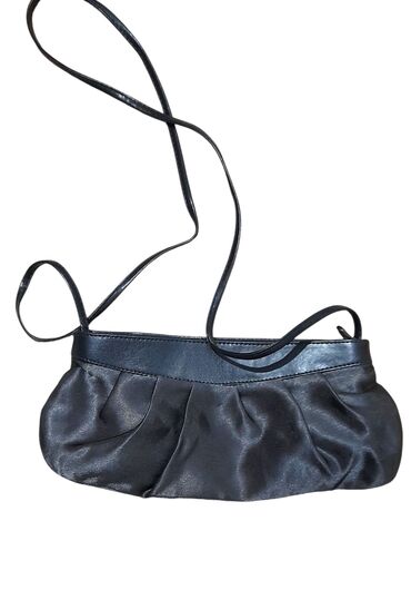 Torbe: T A Š N E 👜 👝 👝 Veliki izbor tasni od manjih do velikih Nike velika — 3