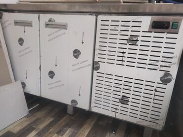 оборудование для гриля: Продаю 2 Стол холодильный СХС-2-70
1 тостер
1 электро гриль для шаурмы