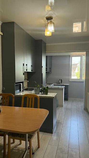 old бишкек: 4 комнаты, 75 м², Индивидуалка, 4 этаж, Свежий ремонт — 2