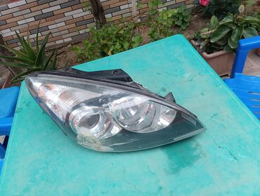 Faralar: Sağ, Yaxın və uzaq vuran işıqlar Hyundai, 2010 il, Orijinal, Almaniya, İşlənmiş