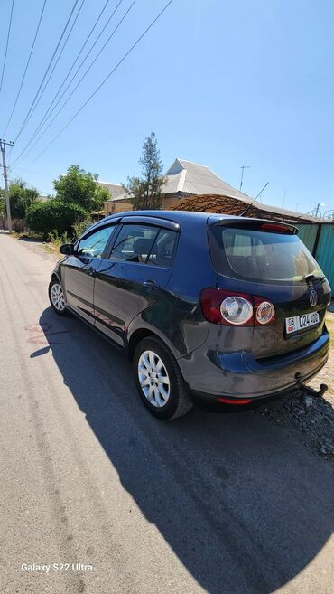 голф тройка: Volkswagen Golf Plus: 2005 г., 1.6 л, Механика, Бензин, Хэтчбэк