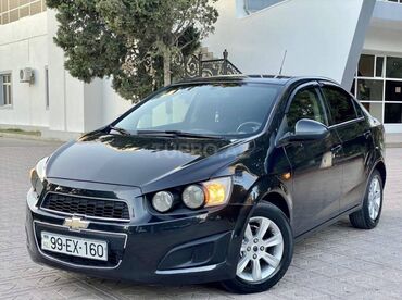 naxiş maşını: Chevrolet Aveo: 1.6 l | 2012 il | 330 km Sedan