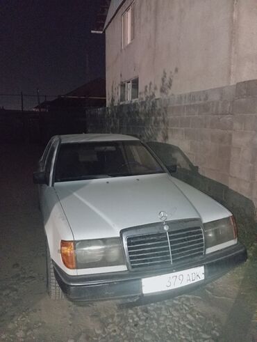руль мерседесе: Mercedes-Benz W124: 1988 г., 2.3 л, Механика, Бензин, Седан