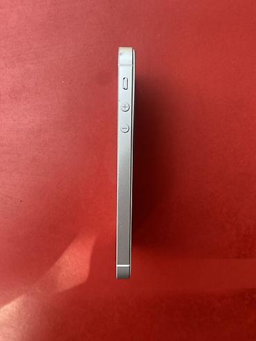 2 ci el paltaryuyan: IPhone SE, 32 GB, Gümüşü, Barmaq izi — 6