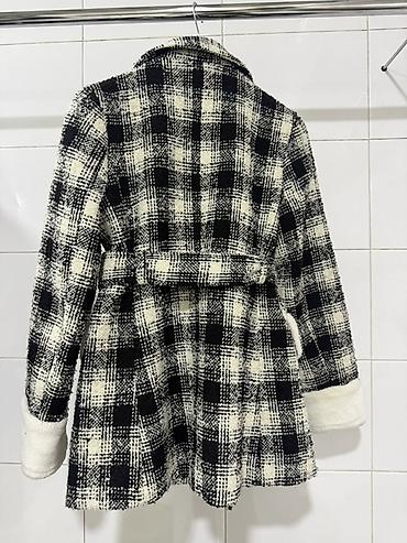 chanel mindjuse: Qadınlar üçün qışlıq palto - Dizayn: Qara-ağ dama (plaid) naxışlı — 2