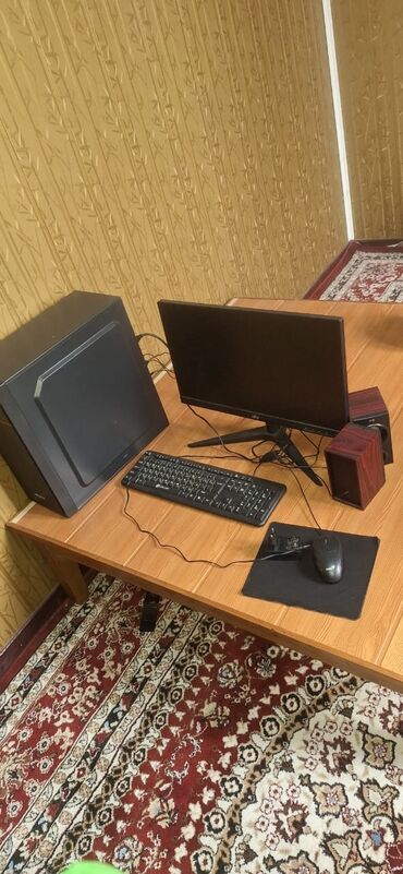 ноутбук 7 поколения: Компьютер, ядер - 16, ОЗУ 8 ГБ, Для несложных задач, Б/у