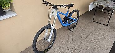 tomos za decu: DOWNHILL COMMENCAL V5 – Bicikl Nukeproof Scalp, 26” Zadnje ogibljenje — 7