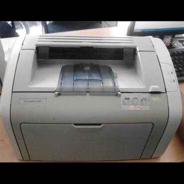 принтер hp color laserjet cp3525n: Hp 1020 работает четко, всё в комплекте картридж полный . запасе ещё