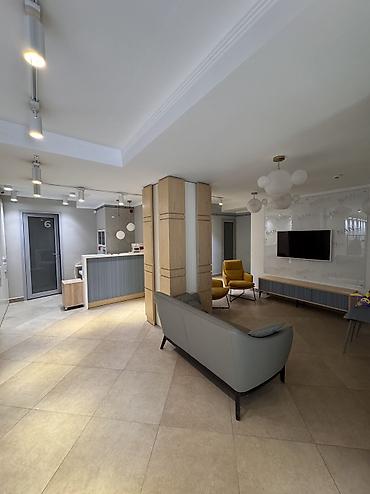 асанбай район: Сдаю Помещение целиком: Для стоматолога, 415 м², С ремонтом, Первая линия — 7