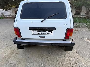 benzoxin qiyməti: Niva İli 2006.qiymeti 6200 manat — 2