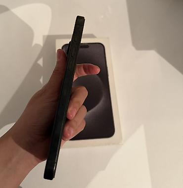 Apple iPhone: IPhone 15 Pro Max, Qara, Sənədlərlə — 2