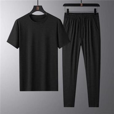 печать на футболках бишкек цена: Спортивный костюм L (EU 40), XL (EU 42), 2XL (EU 44), цвет - Черный