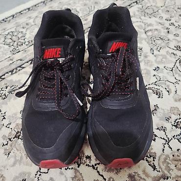 gore tex купить: Мужские кроссовки, 37.5, Nike, Б/у, цвет - Черный, Самовывоз — 1