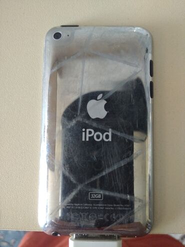 ipod touch 4: Продаю ipod 32gb, 1500сом